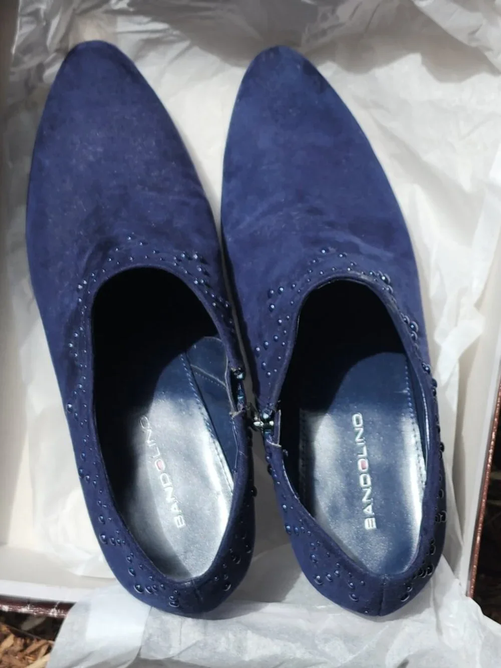 EUC Navy Bandolino Suede booties size 8 Women's heels with Box